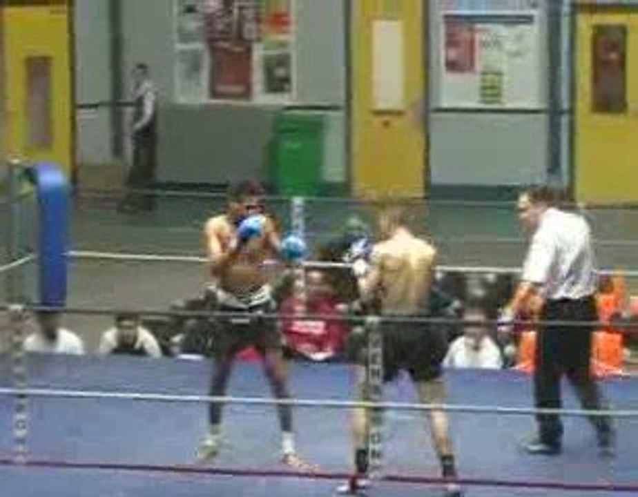 demi-finale France classe B de kick boxing de foued