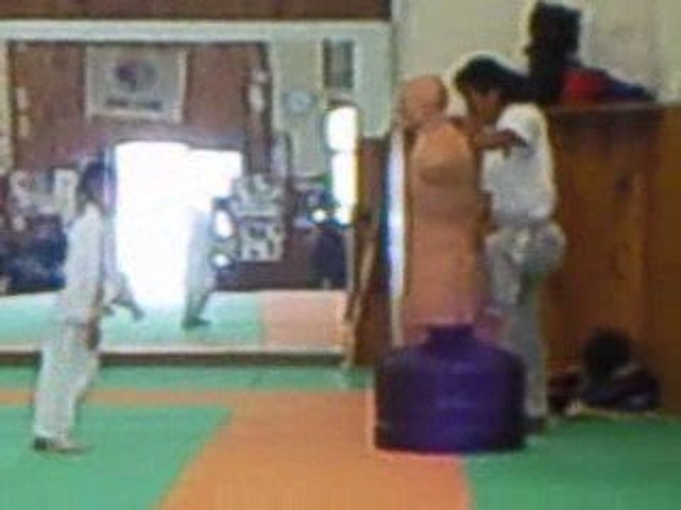 Théo combat Taekwondo