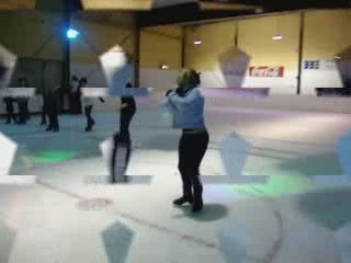 Une bande de boulets sur la patinoire... Lol