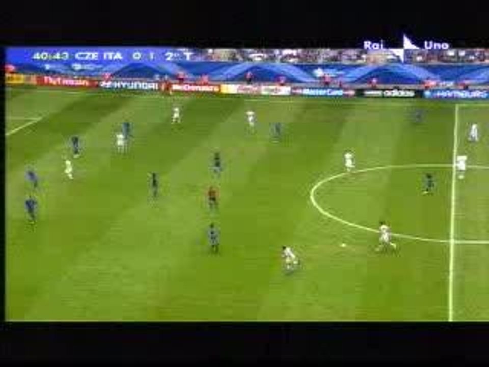 Italia 2 a 0