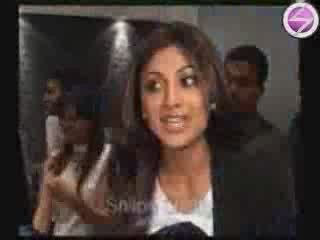 Shilpa Shetty - At Vashu Bhagnani's Honey Store Launch 1