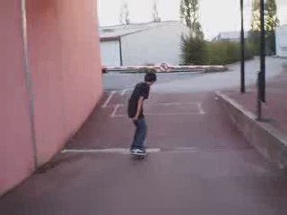 moi victor varial flip