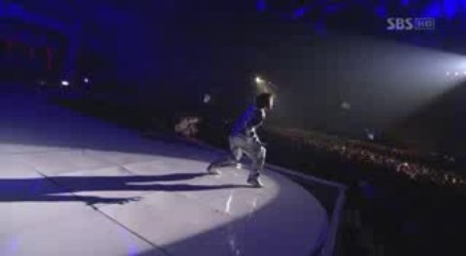 Dance Battle - Taemin,Yunho,Sung Ri,Jae Bum & Eun Hyuk