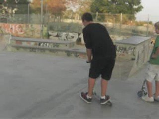 scooter tricks Carlos micas & Sergi Giol