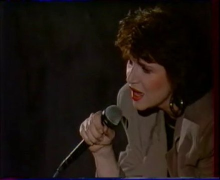 HALINA FRACKOWIAK - UŚCISK MIŁOSNY