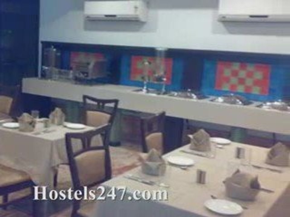 New Delhi Hostels Video from Hostels247.com-Hotel Le Roi