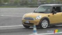 2008 MINI Clubman Challenge video by Auto123.com