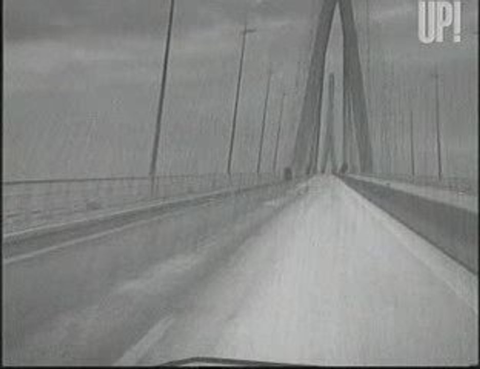 little bob turn the page rock clip