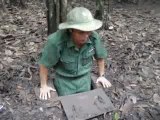 ベトナム　クチトンネル探検