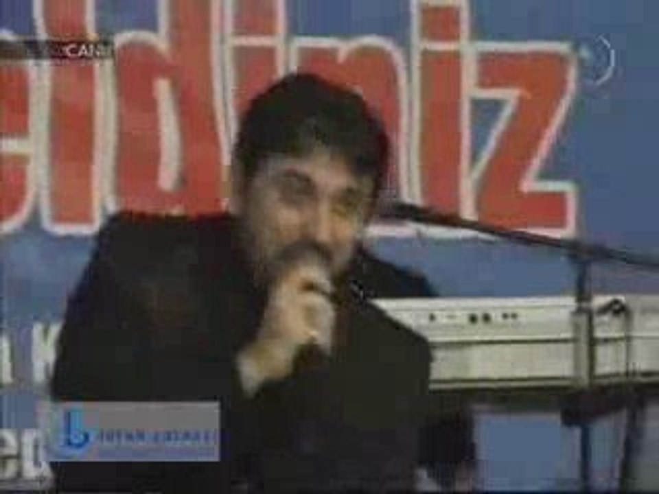 Eşref  Ziya Terzi Şehit Türküsü Canlı (Ezgi)