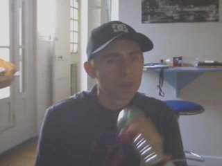 Wiwi égratigne "Amoureuse" d'Aldebert