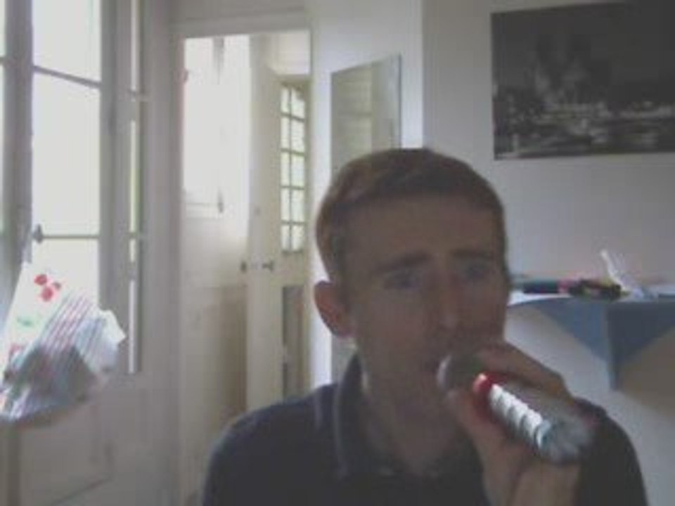 Wiwi égratigne "Love's divine"