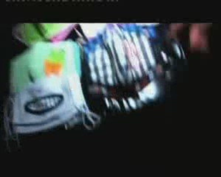 apéros du jeudi : "Kiss me i m contagious" (paris derniere)