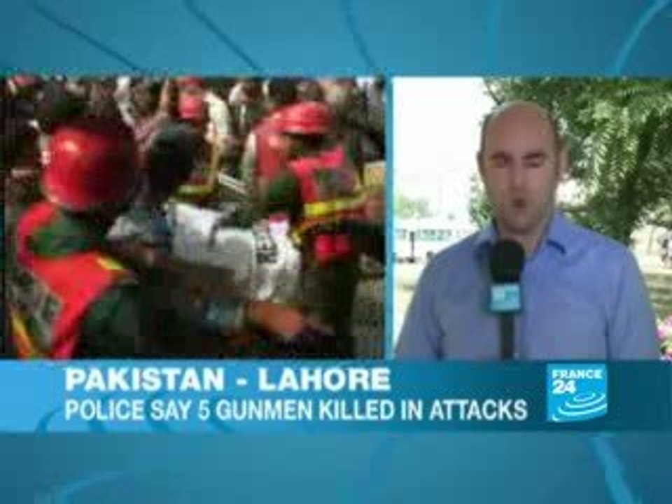 Near-simultaneous attacks target police stations