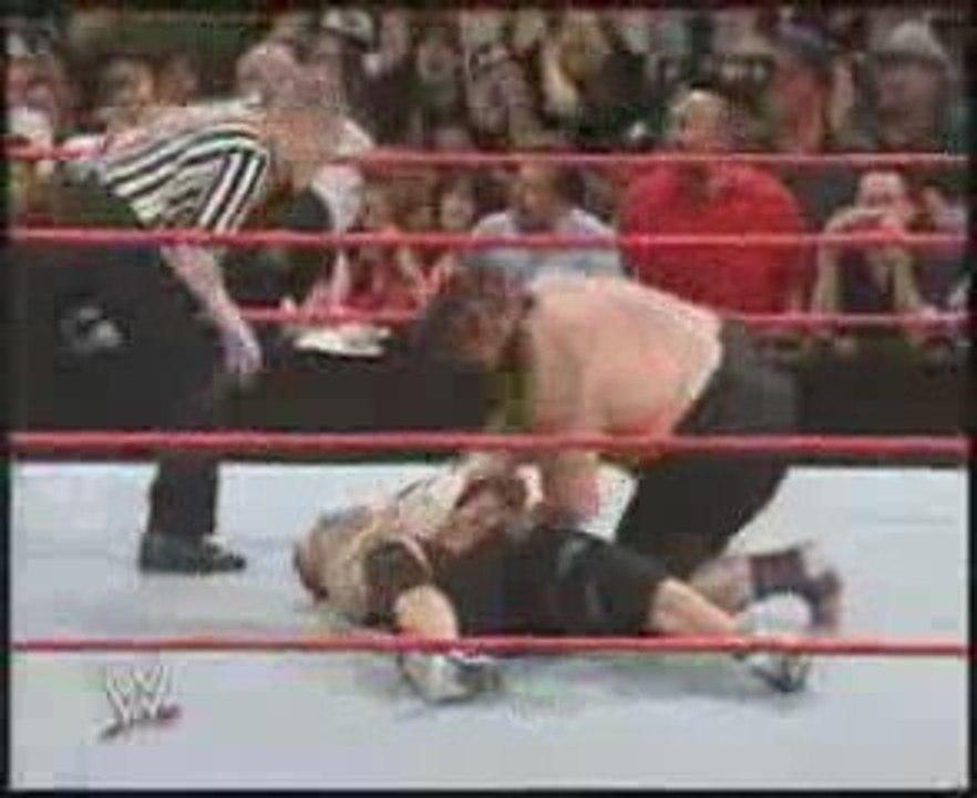 WWE RAW John Cena VS. Umaga