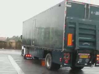 scania torpedo de julien a la douane