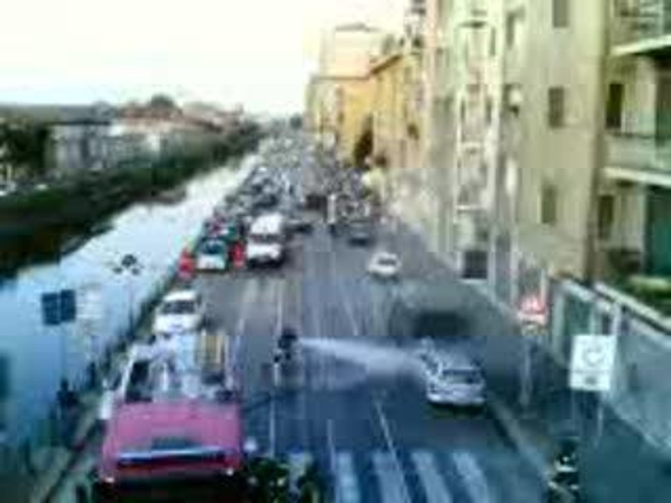 Live da Milano: inferno di fuoco