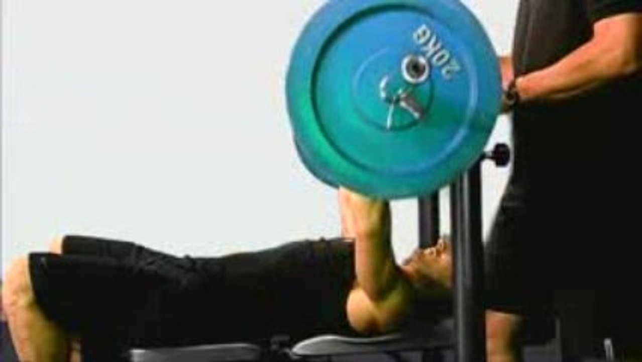 Bench Press exercise Demonstration Video - Maximuscle