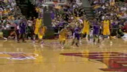 NBA Derek Fisher gets a great steal and races it up ahead fo