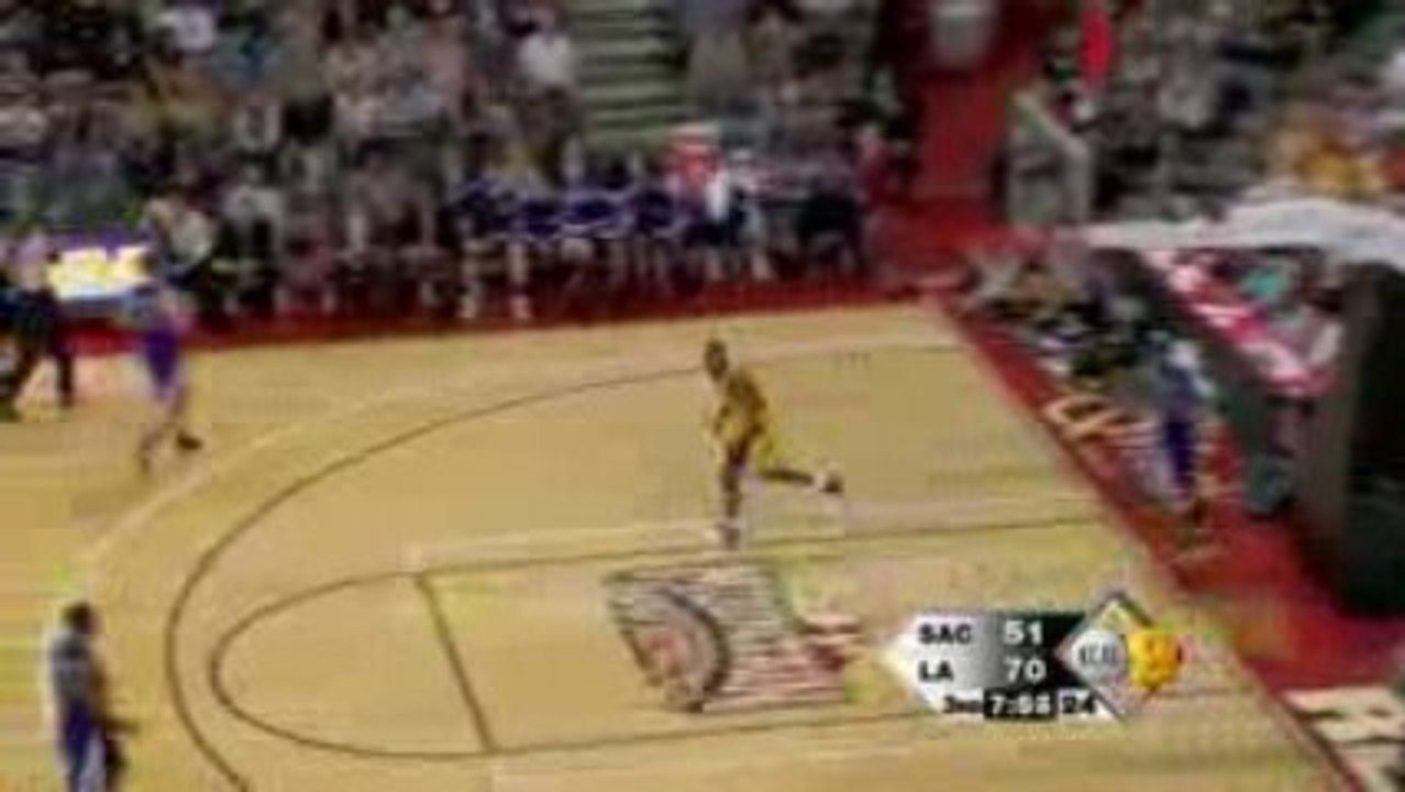 NBA Ron Artest to Kobe Bryant for the dunk.