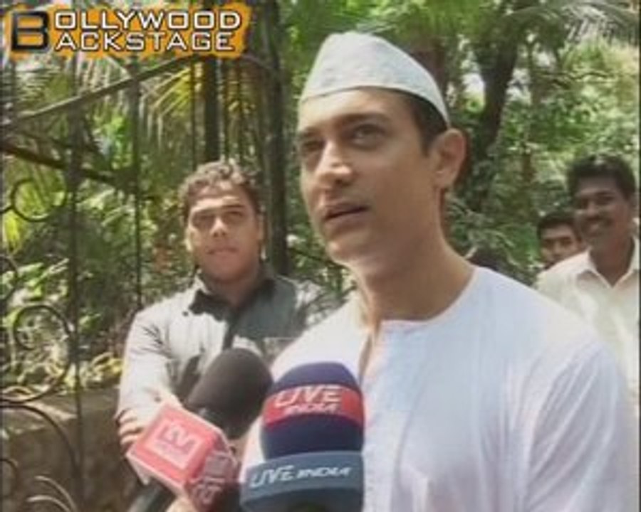 Aamir celebrates EID