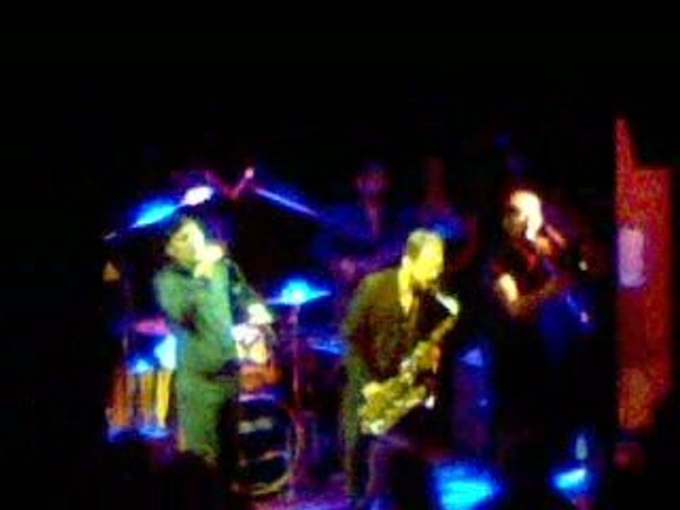 Tonino Carotone - Half Note