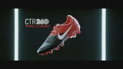 Cesc Fabregas garde le contrôle avec Nike CTR360