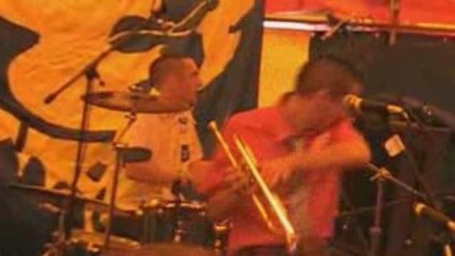 BEER BEER ORCHESTRA & Kippertoto les OGM