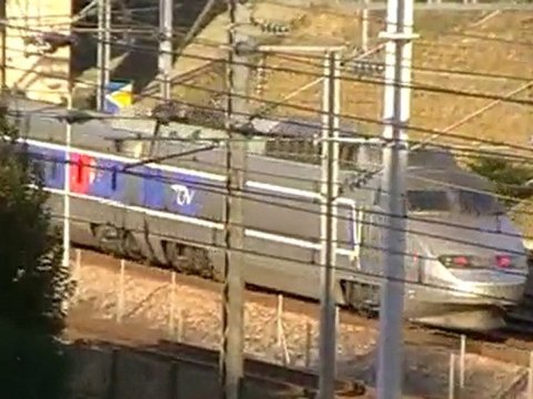 TGV Sud Est : Arrivée à la gare de Marne la Vallée Chessy