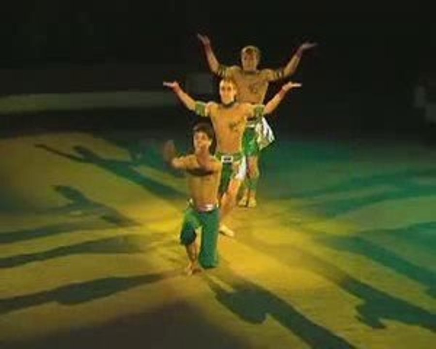 TRIO TRILOGY-acrobatics-presents-Art agency Valentino