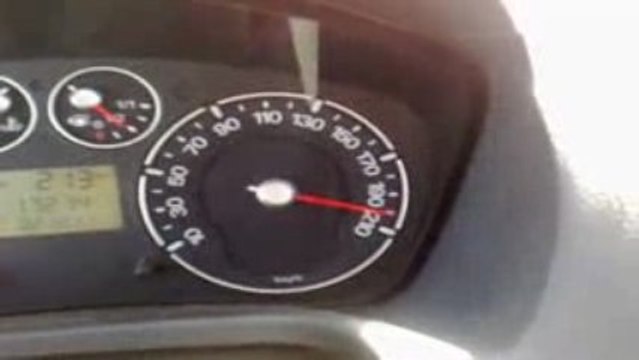 200 KLM/H ALGER ORAN nouvel autoroute Ford fiesta