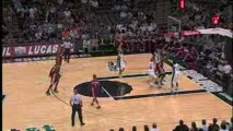 NBA Shaquille O'Neal getting blocks By Matt Bonner