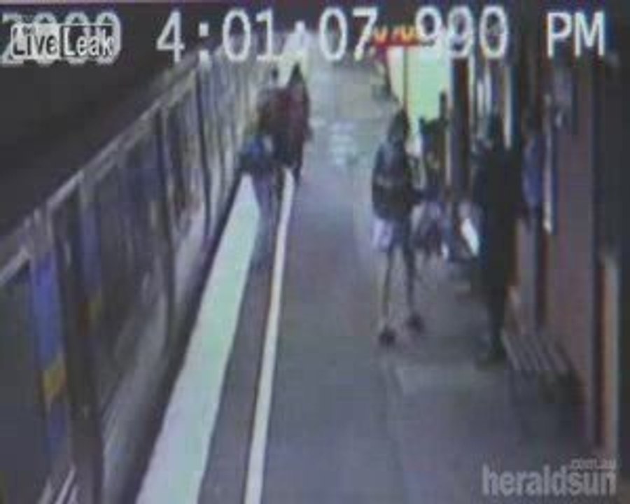 Poussete à la gare Miracle