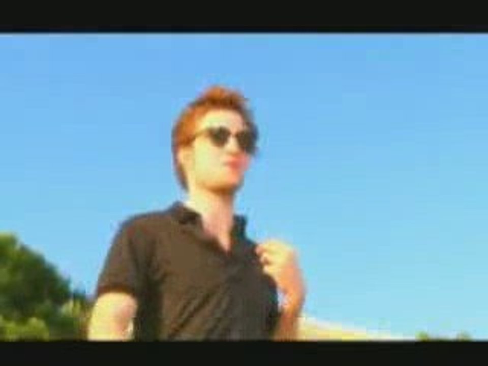 Robert Pattinson on Le Grand Journal (Mayo 2009)