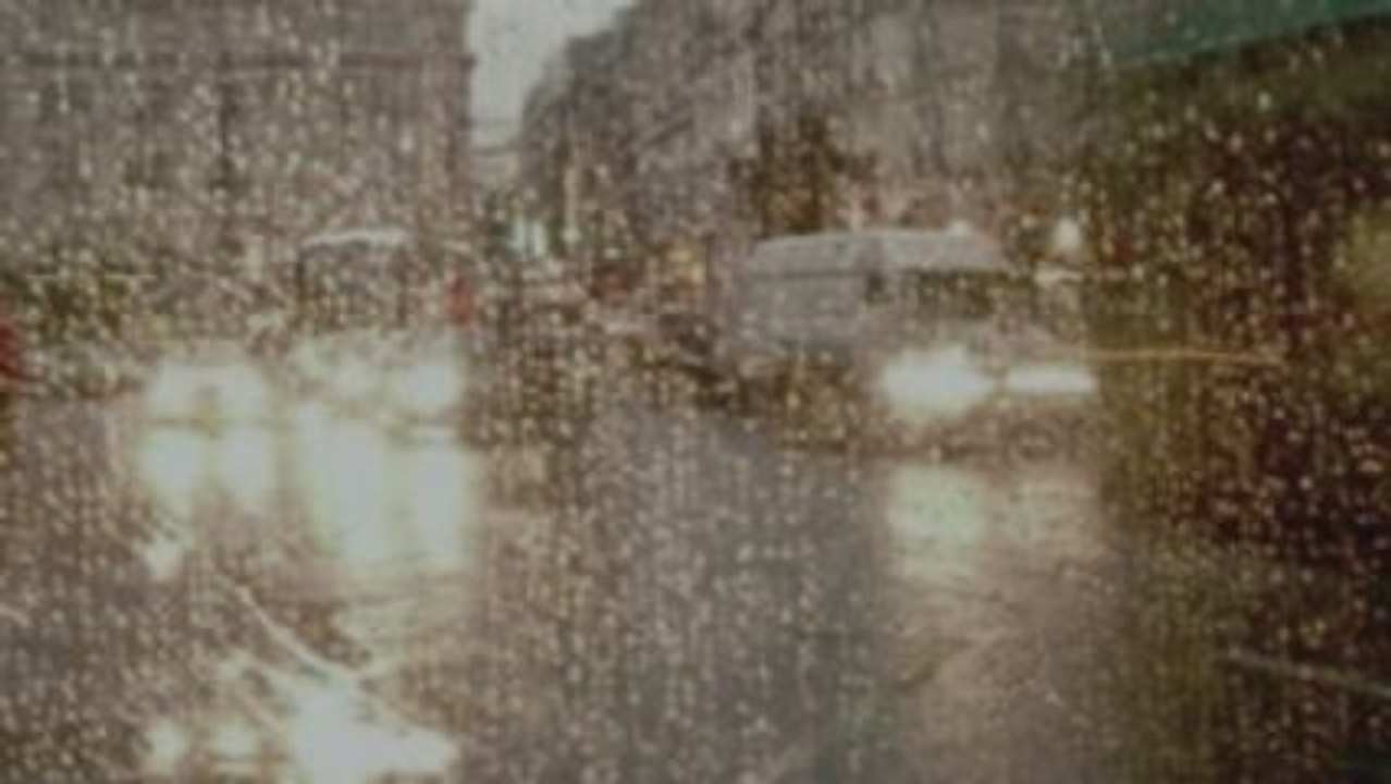 Quand il la quitte