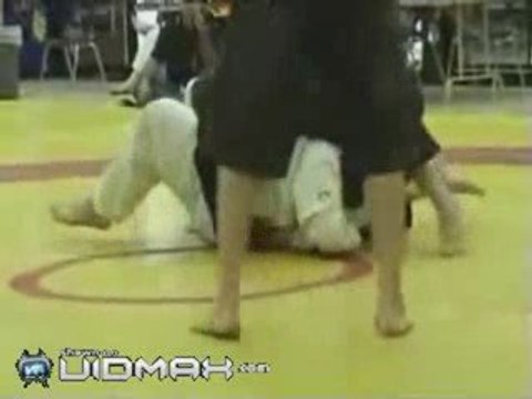 Ju Jitsu bras cassé