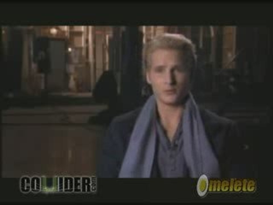 Peter Facinelli as Carlisle Cullen