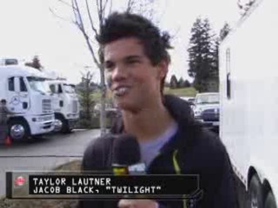 Wigging Out On The Set Of Twilight