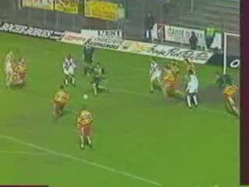 But de Grégory Wimbée (Nancy-Lens novembre 1996)