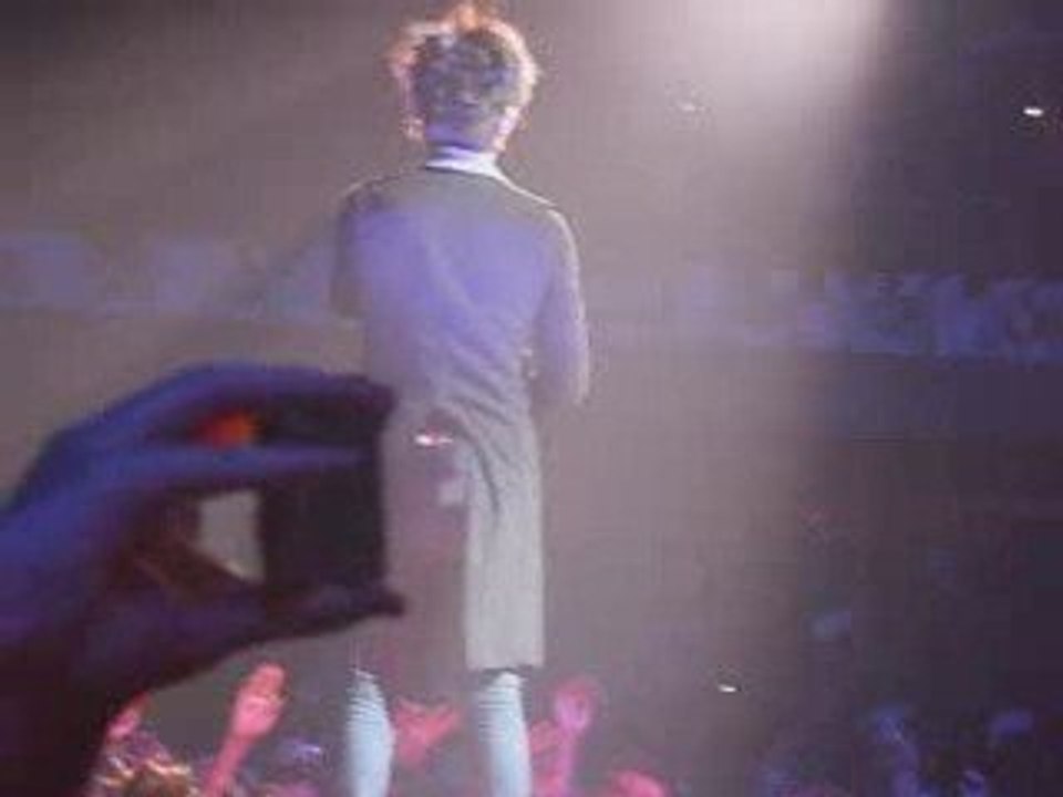 Indochine, tes yeux noirs, meteor tour 17/10/09 bordeaux