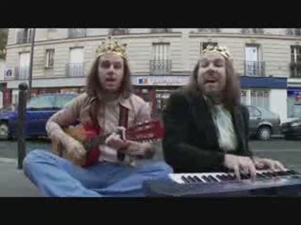 Dur dur d'être bien né ( la Chanson du Dimanche - BONUS )