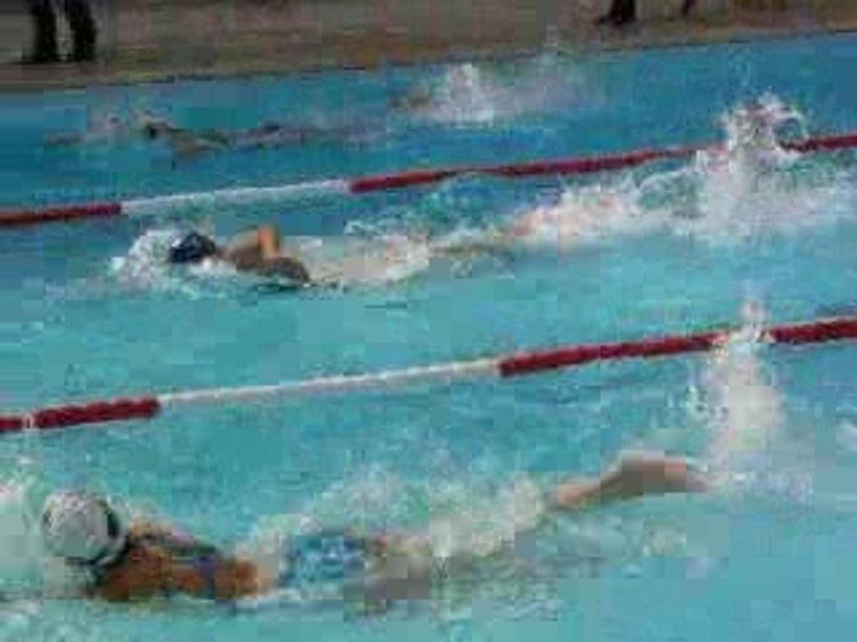 Marjo qui nage
