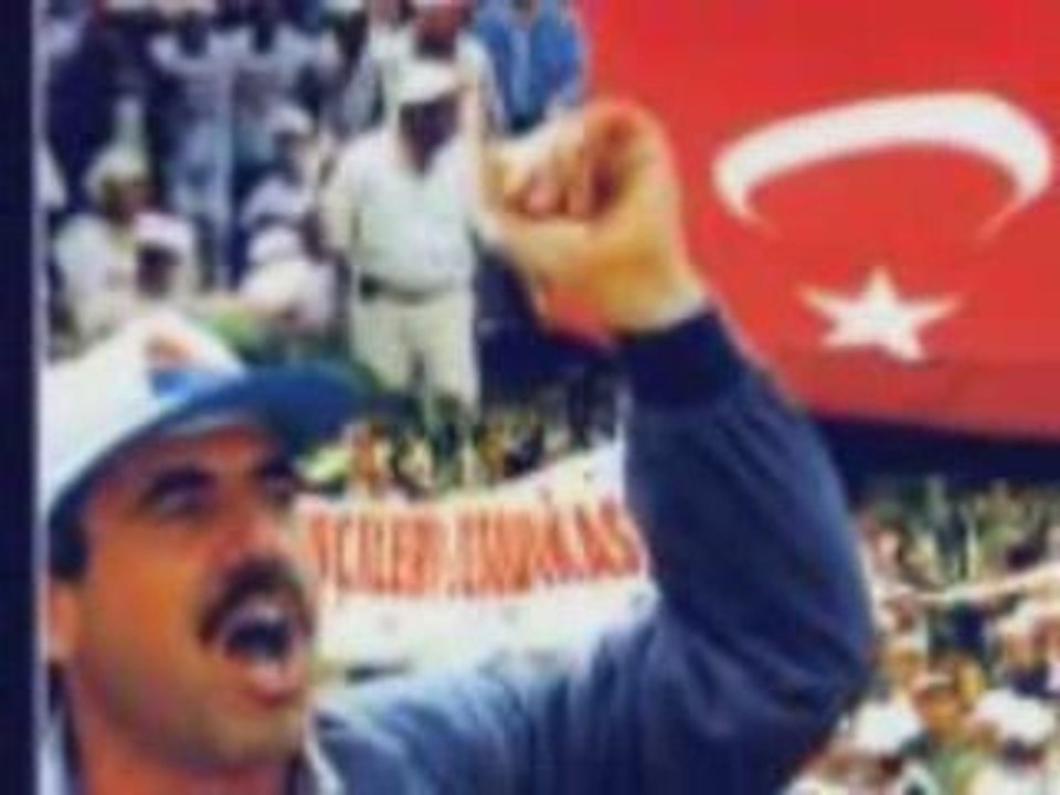 Ilyas Salman - Sevenlere Gonul Verdim www.rojken.com AMED