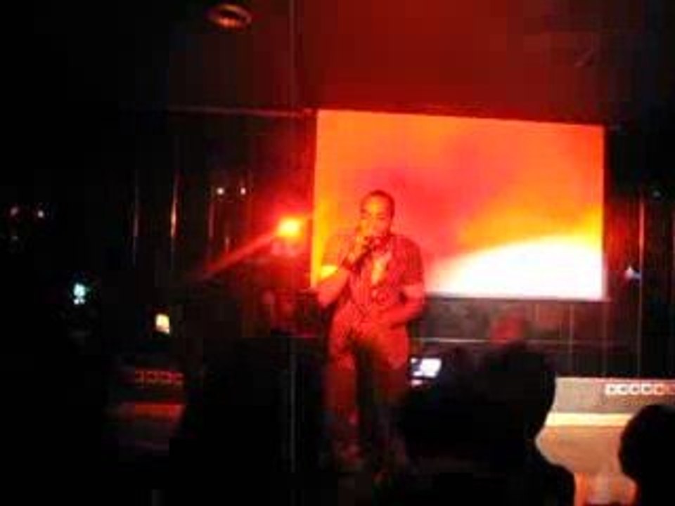 M'wayne en show au Club Section zouk!!