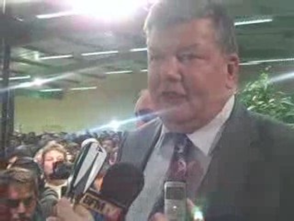 Poissy : Douillet élu, Frédérik Bernard reconnaît sa défaite