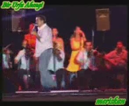 İBRAHİM TATLISES ALİAĞA KONSERİ-AĞLAMA