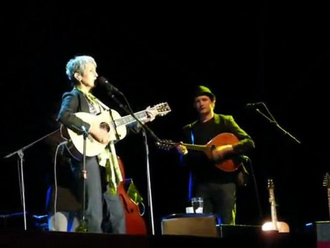 Joan Baez - Blowin' in the wind - Montpellier