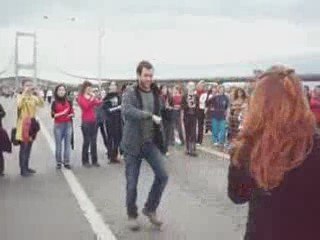 Boğaz Köprüsünde Adige Cegu