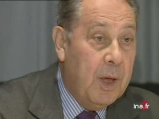 INA - Pasqua visé par deux enquêtes distinctes