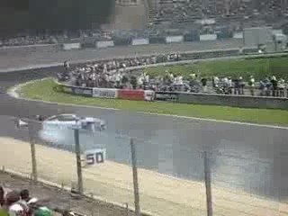 Kawabata drifte avec sa Nissan 180SX